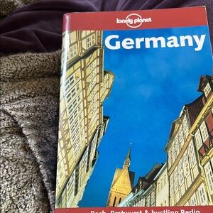 Lonely Planet Germany Travel Guide Book